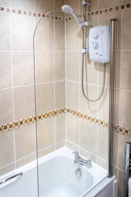 Appartamento Charming 1-Bed Southside Flat In Great Location Glasgow Esterno foto