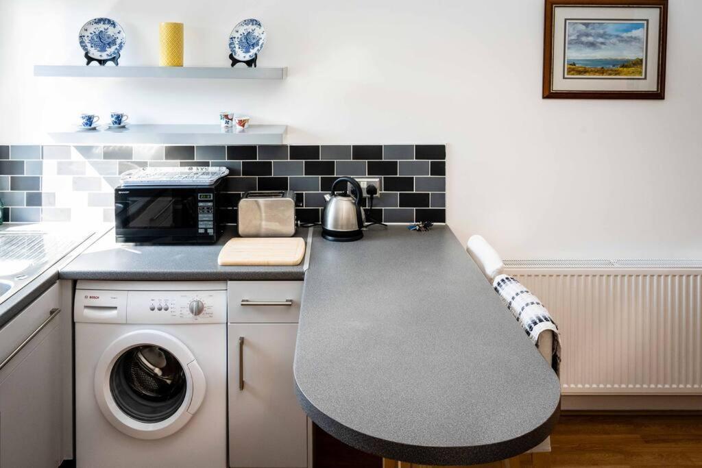 Appartamento Charming 1-Bed Southside Flat In Great Location Glasgow Esterno foto