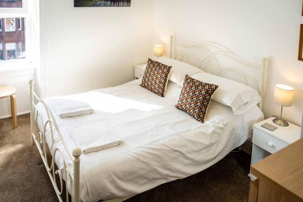 Appartamento Charming 1-Bed Southside Flat In Great Location Glasgow Esterno foto